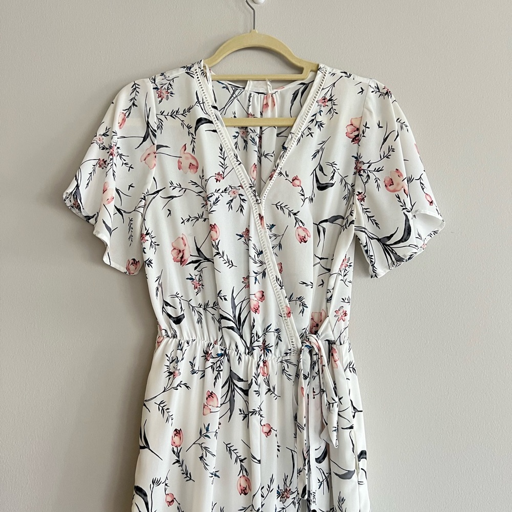 White floral jumpsuit with bow